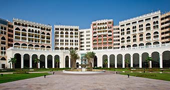 The Ritz-Carlton Abu Dhabi, Emiratos Árabes Unidos