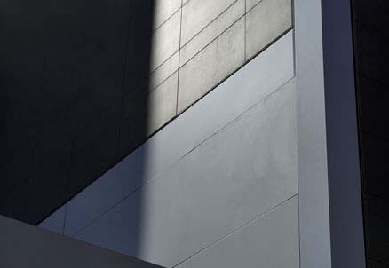 BELÜFTETEN FASSADE - Hotel Abba– Keraben Systems – Integra Grafito 100 x 50