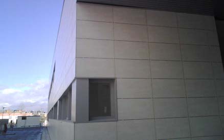 BELÜFTETEN FASSADE – Keraben Systems – Kursal óxido 100 x 50