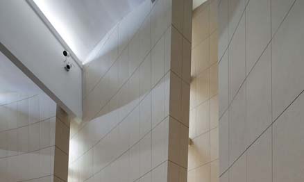 BELÜFTETEN FASSADE – Keraben Systems – Integra Beige