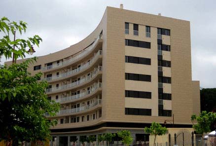 BELÜFTETEN FASSADE – Keraben Systems – Slate Ivory 100X50