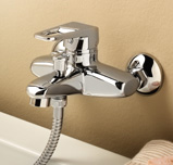 Single lever bath & shower mixer with accessories