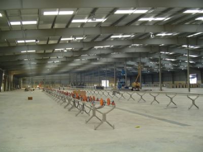 Cristal Cer�micas S.A. ha inaugurado su nueva planta productiva.