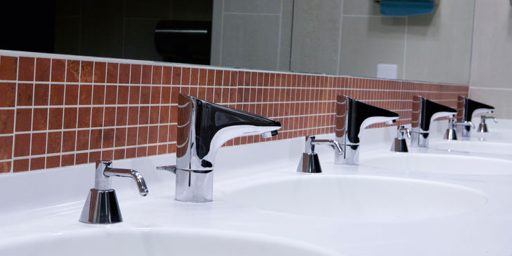 Mezclador de lavabo Infrarrojo electrónico con mezclador metálico