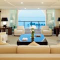 majestic-barriere