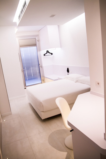 Cerámica para el pavimento del proyecto Contract en el Hotel Pineta