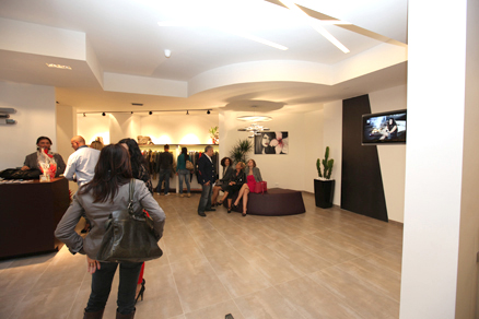 Ceramica Kursal 100x50 de Keraben para comercio en Roma (Italia)