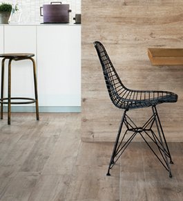 Colocación de gres de efecto madera