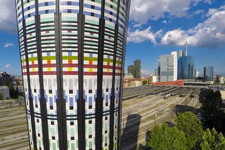 azulejos de Marazzi para la Torre Arcobaleno de Milán