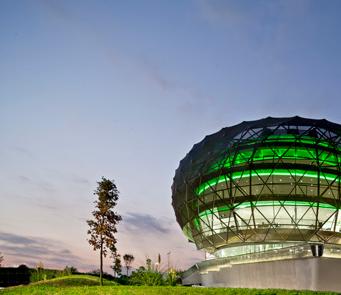 iGuzzini suelos flotantes SistemT, Barcelona