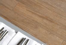 Planet - pavimento efecto madera