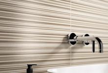 Shine – revestimiento brillante para el baño moderno