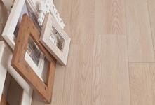 Treverk - gres fino porcelánico efecto madera