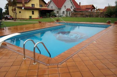 Rodamanto. Borde de piscina clásico y listelo A-1.