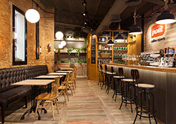 Pasillo cafe pont