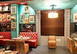 Restaurante decorado con la serie Victorian