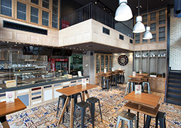 Salon del restaurante rinas bbq