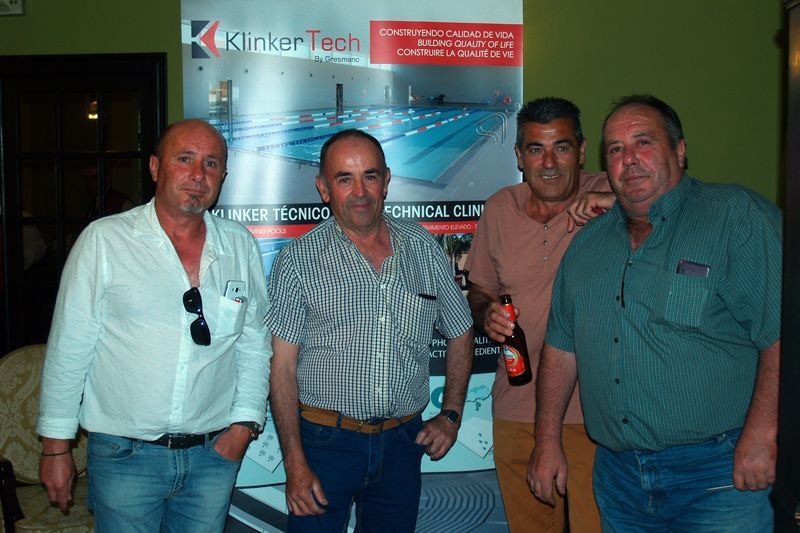 Profesionales de la construcción visitan las instalaciones de Gresmanc