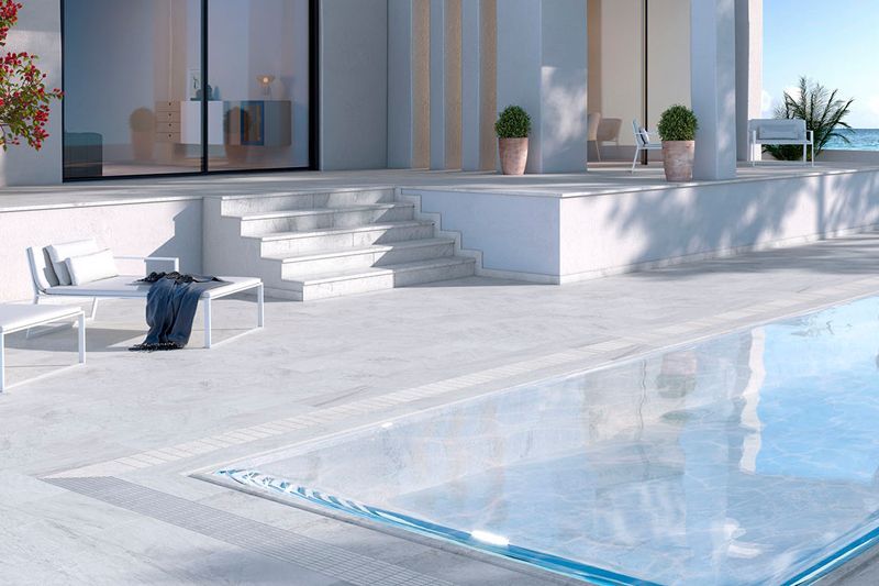 piscina desbordante gresmanc white stone