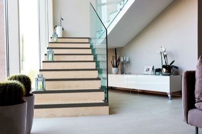 mamperlán cerámico para escaleras