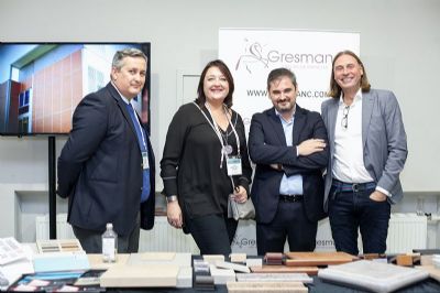 Seminario con prescriptores de cerámica en Moscú