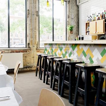 Hello: Azulejos de formatos pequeños para suelos - Marazzi