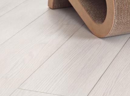 Treverk: Gres porcelánico de efecto madera y parqué - Marazzi