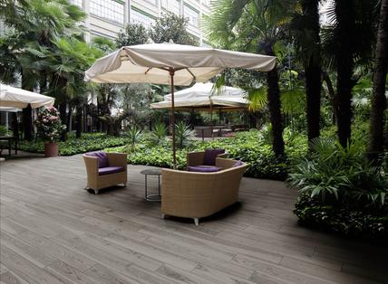 Treverkmore: Suelo exterior: ideas y soluciones de cerámica y gres - Marazzi