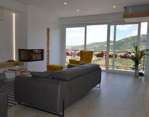 Gres Treverkhome y Block Para una Villa en Sicilia