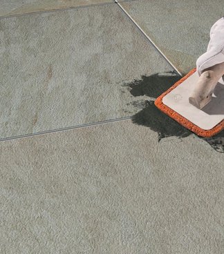 Cómo colocar los azulejos de cerámica