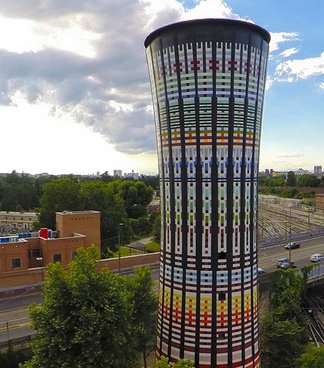 100 000 azulejos de Marazzi para la Torre Arcobaleno de Milán