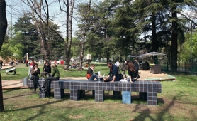 2005 - "Millepiedi" (Ciempiés), diseño de Aldo Cibic