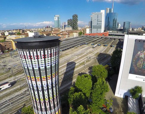 azulejos de Marazzi para la Torre Arcobaleno de Milán
