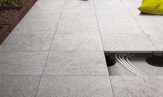 Colocación sobreelevada con gres de grosor aumentado
