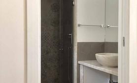 Las mil caras de Marazzi Powder en el chalé de Porto Cervo