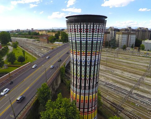 azulejos de Marazzi para la Torre Arcobaleno de Milán