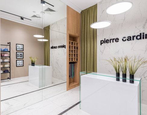 Pierre Cardin y el gres porcelánico de imitación del mármol
