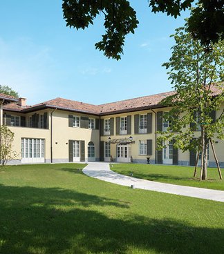 Cascina Boffalora. Wood effect porcelain stoneware and raised floor for a workmanlike recovery