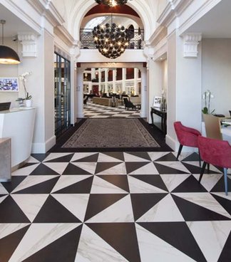 El Hotel Regina Biarritz gana el concurso de Marazzi Francia