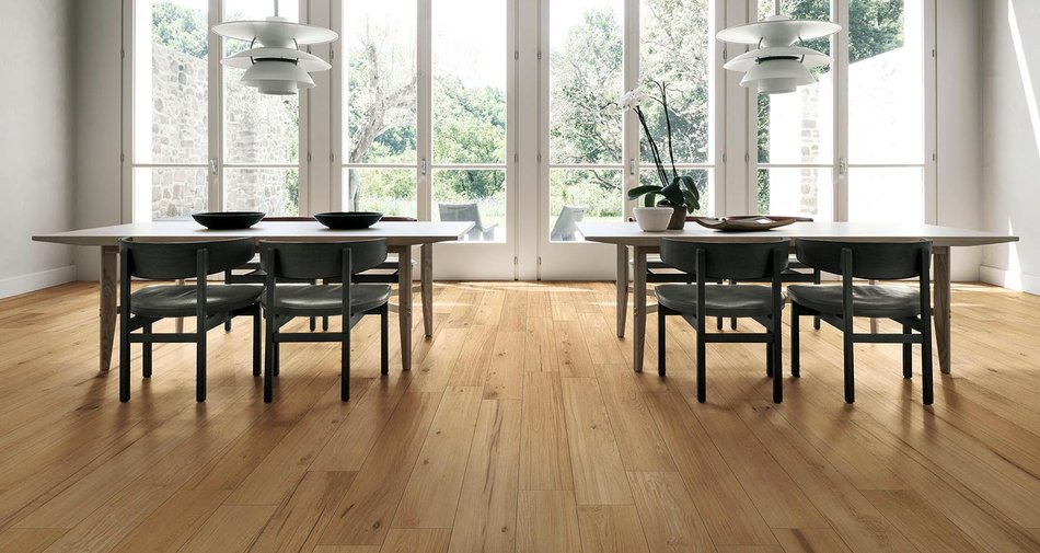 Treverklife, el gres porcelánico de imitación del roble que se inspira en las “briccole” venecianas
