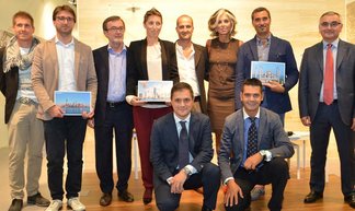 Paola Marella premia en Cersaie a los ganadores de los concursos de Marazzi