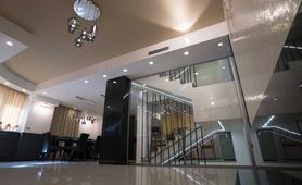 Gold House - Internos diferentes para cada piso