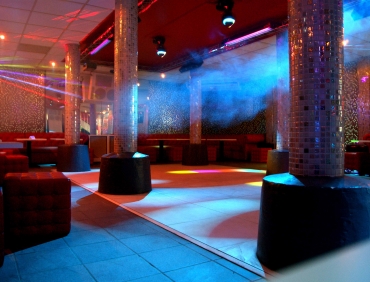 DISCOTECA LA PITCHOULI - FRANCIA