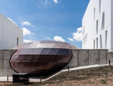 SCIENCE BUILDING HUNGARY