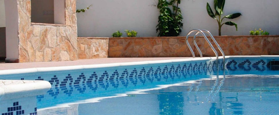 PISCINA PRIVADA 14