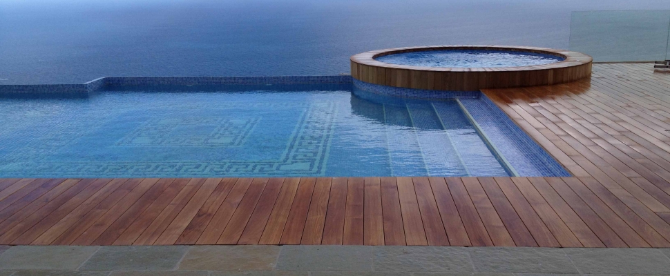PISCINA PRIVADA 06