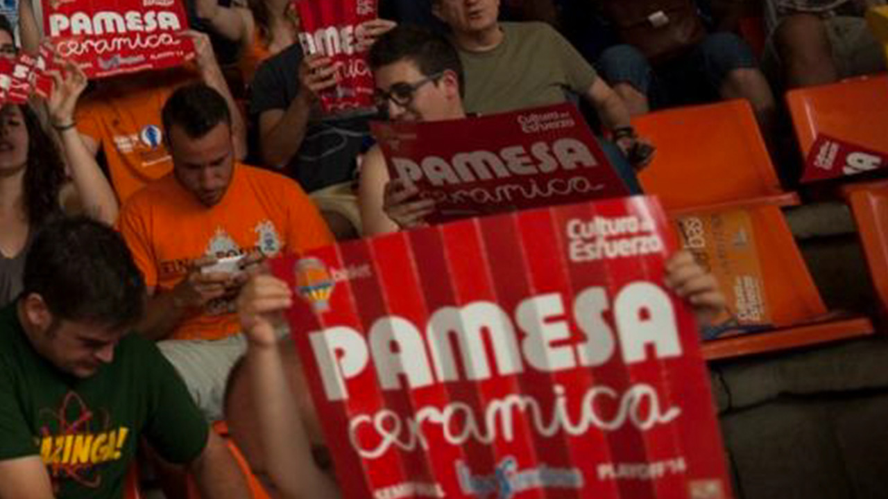 valenciabasket06.jpg