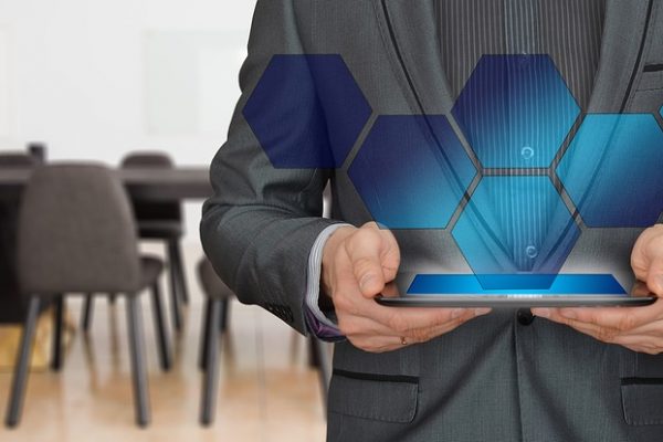 Atención al cliente en Infocomputer