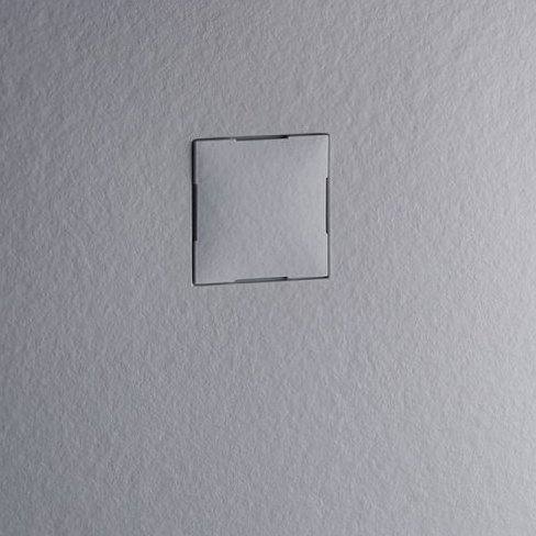 Tapa del mismo material que el plato de ducha de cargas minerales Piedra de Doccia | Decorabaño