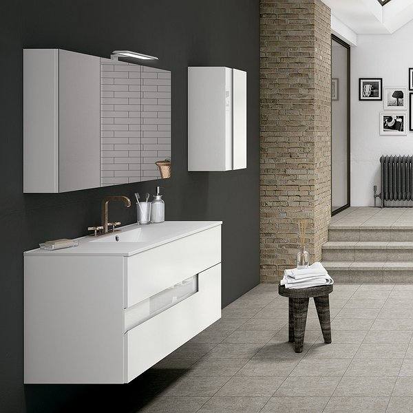 Mueble de baño Visión color nieve brillo y cristal blanco con lavabo Flat, camerino prisma con aplique notre y colgar vision